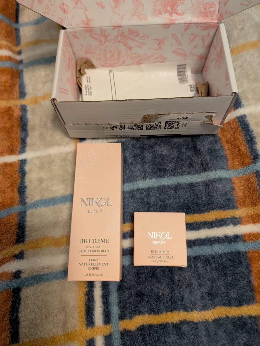 Nikol Beauty BB Crème & Eye Primer - Soft Peach Pink